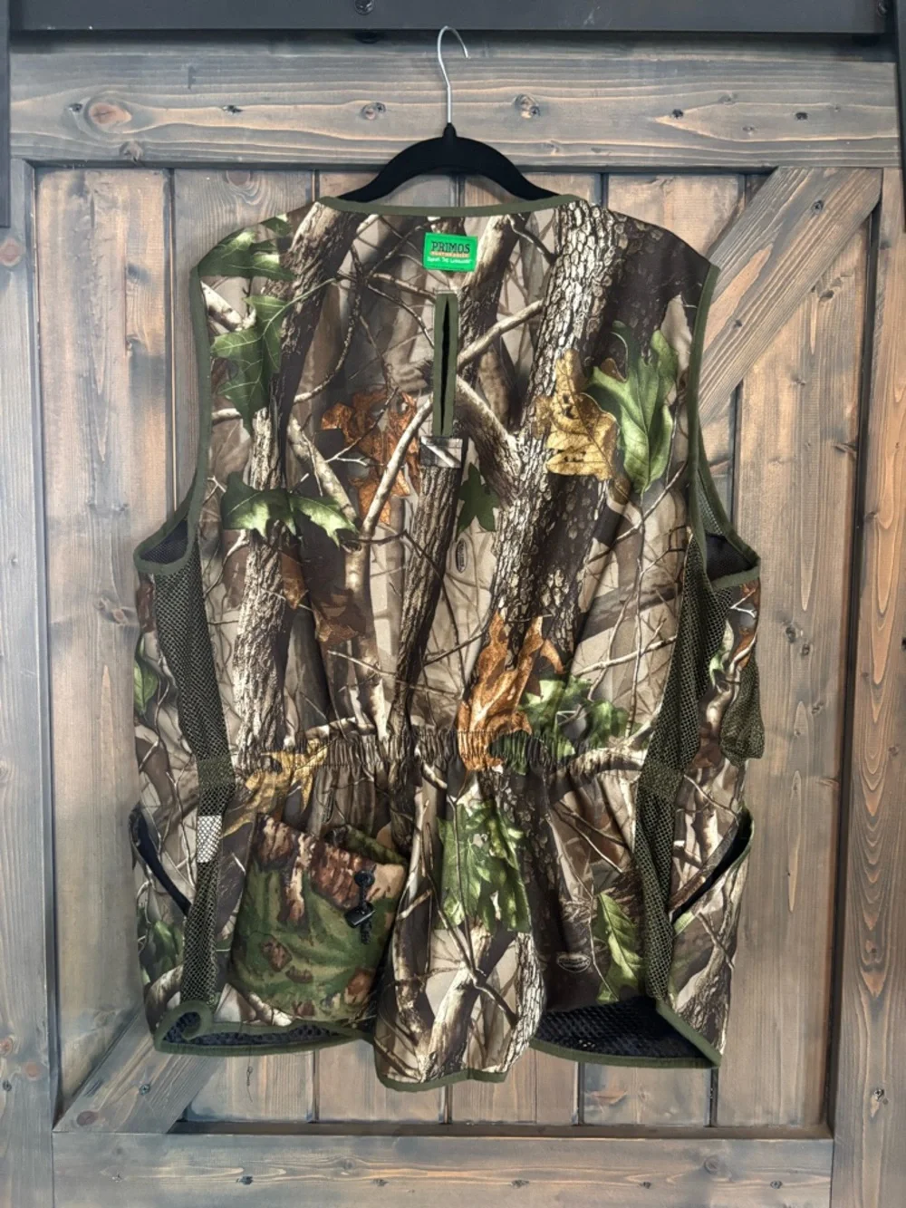 Primos Turkey Vest Woodland Camo XL Multiple Pockets Mesh Panels - Picture 2 of 3